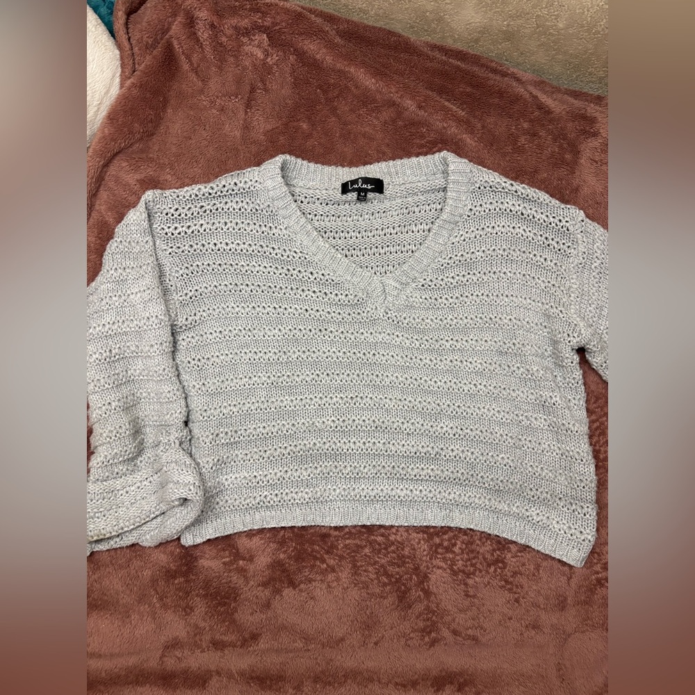 Lulu's Light Gray V-Neck Sweater